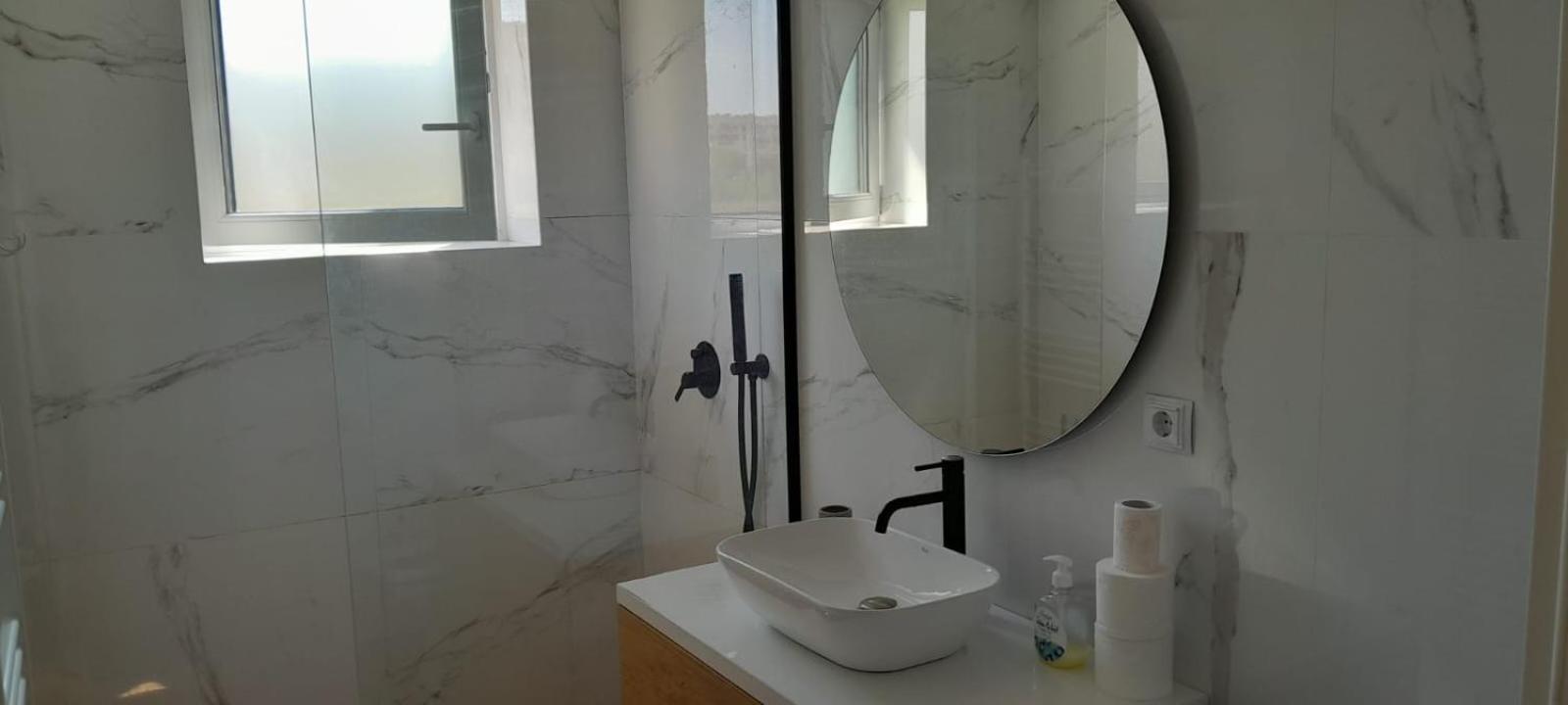 Coresi, 2 Camere, Sleeps 6 Large Private Garden Apartment Pets Welcome Braszów Zewnętrze zdjęcie
