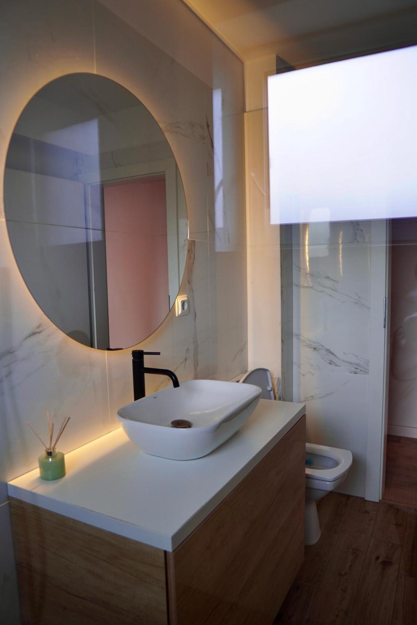 Coresi, 2 Camere, Sleeps 6 Large Private Garden Apartment Pets Welcome Braszów Zewnętrze zdjęcie